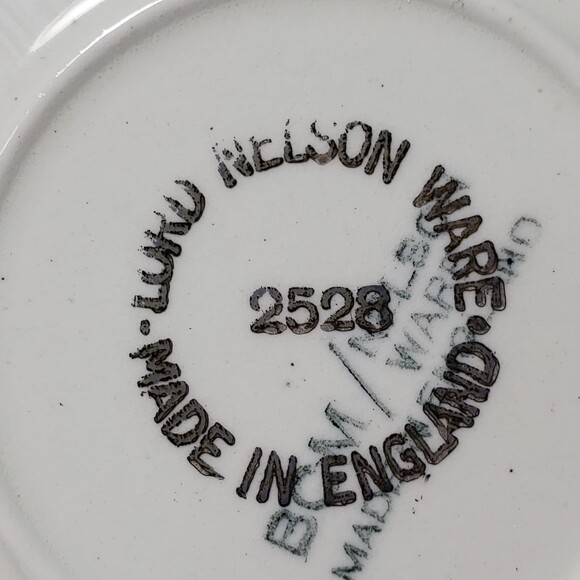 Lord Nelson Ware Teacup Saucer Chintz Floral Gold Vintage - Picture 7 of 8